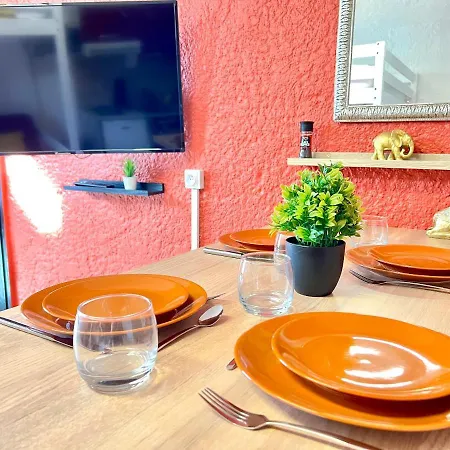 ~ Le ~ 1/4 Pers, Porte Du Futuroscope