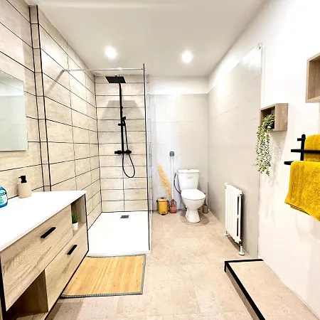 アパート ~ Le ~ 1/4 Pers, Porte Du Futuroscope *